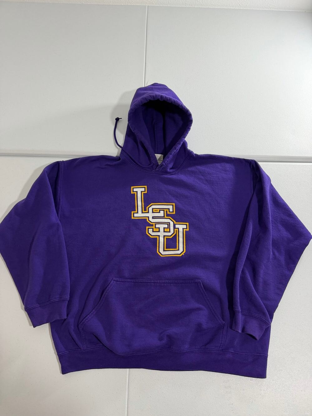 LSU Tigers Hoodie Men’s XL Purple Vintage Style Pullover Sweatshirt Logo